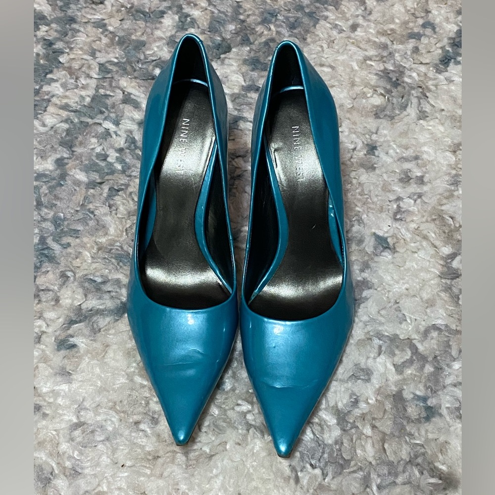 Nine West Bright Blue 3 1/2” Shiny Heels 7M
